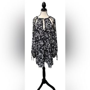 TOPSHOP flowy floral dress NWT
